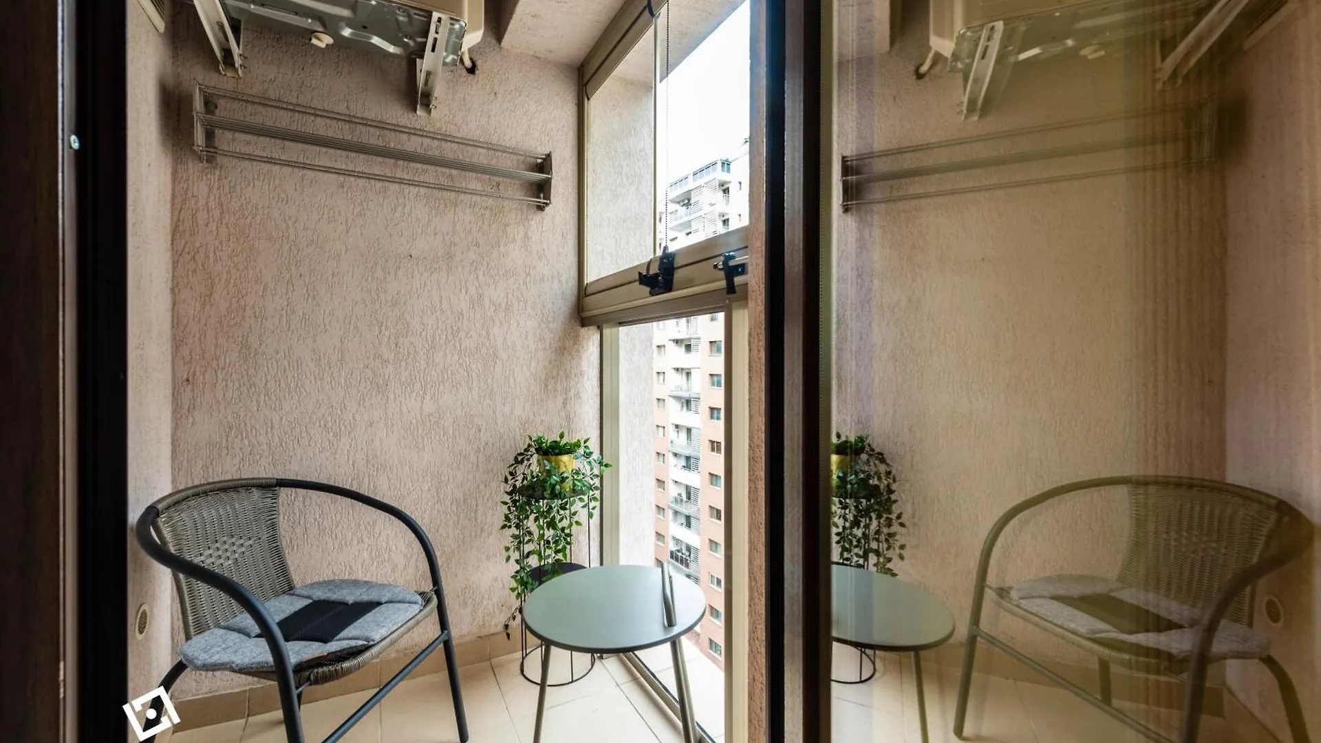Cozy Studio Close To Tineretului Park Bucharest